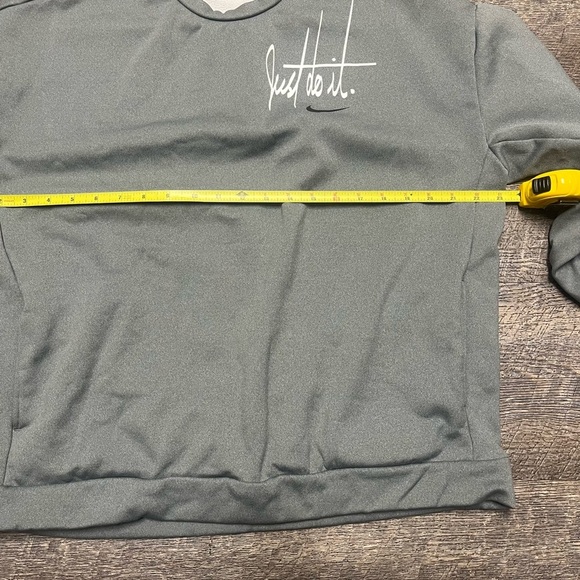 Nike Heather Gray Crewneck - Picture 8 of 9